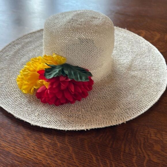 Vintage DKNY Light Cream Straw Wide Brim Derby Hat Medium - Picture 1 of 9